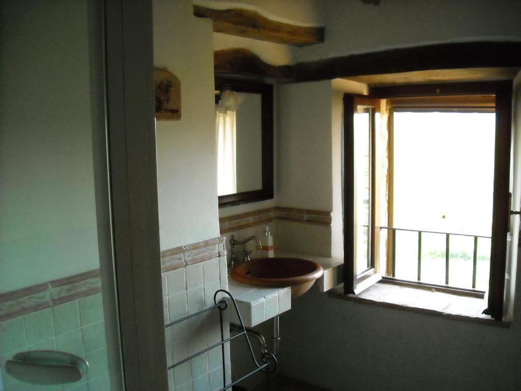 Cascinale La Mimosa Bed and Breakfast Cupramontana Eksteriør billede