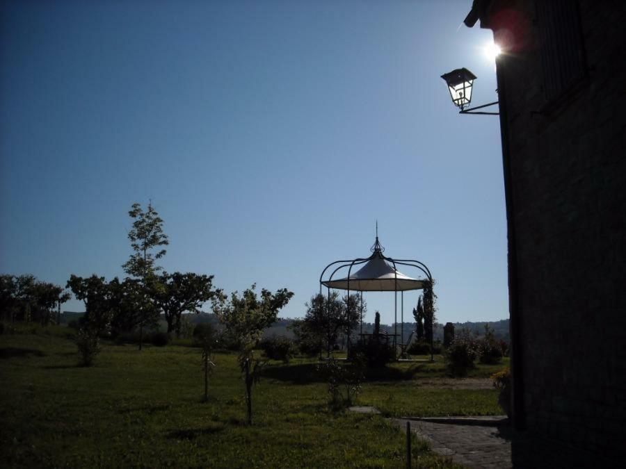 Cascinale La Mimosa Bed and Breakfast Cupramontana Eksteriør billede